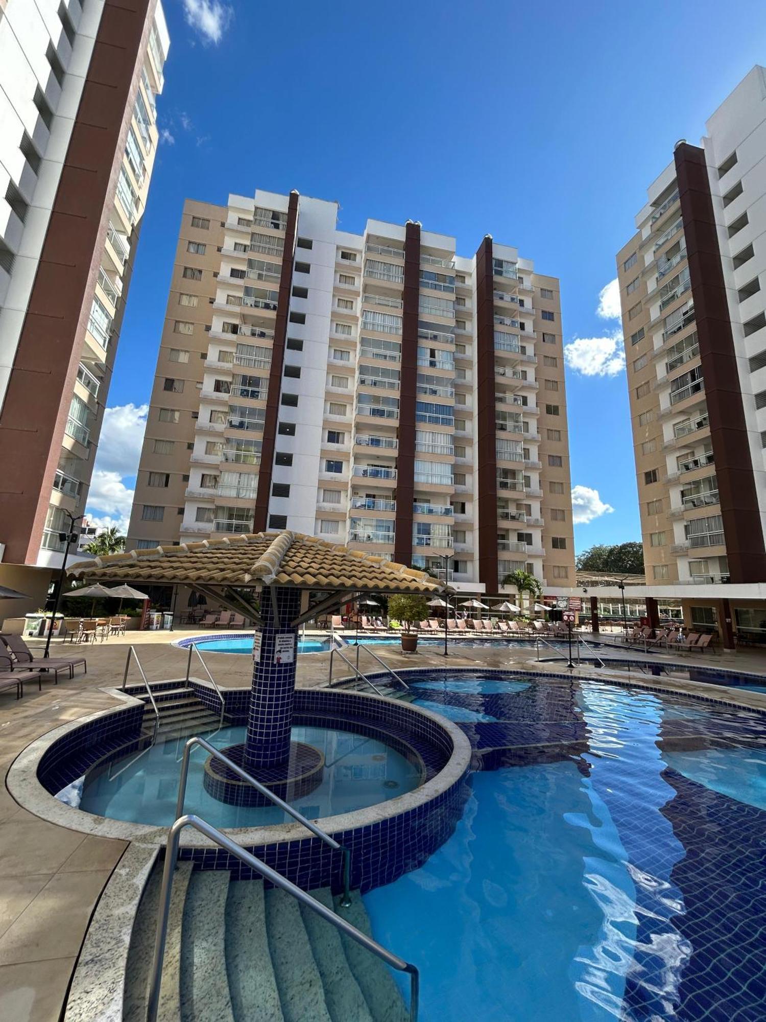 - Casa Da Madeira Cond. - Centro Caldas Novas