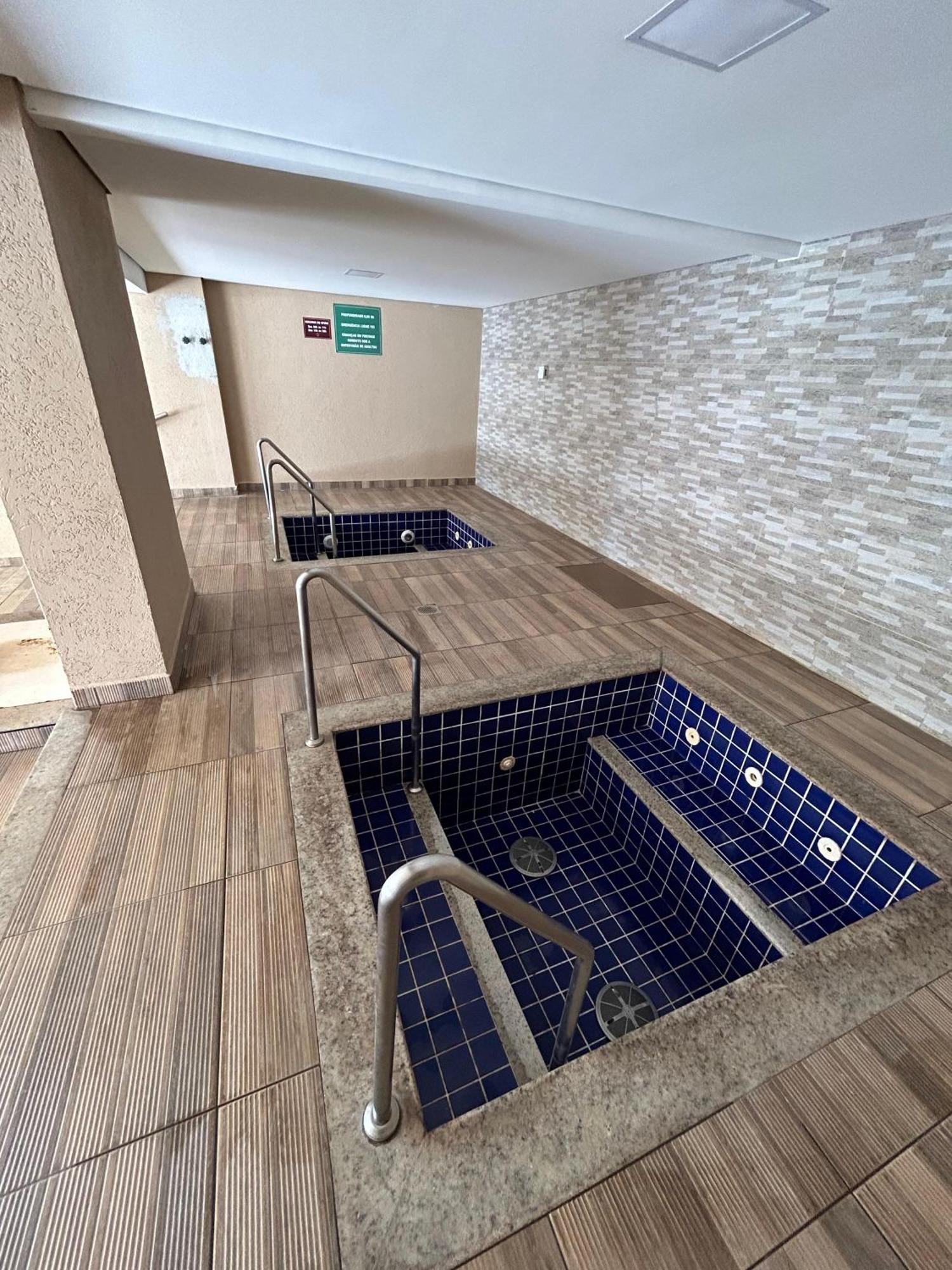 - Casa Da Madeira Cond. - Centro Apartamento Caldas Novas
